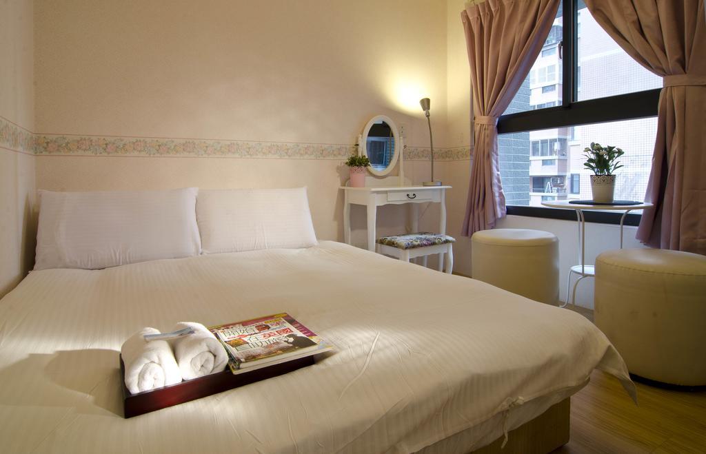 Star Hostel Taizhong Zewnętrze zdjęcie